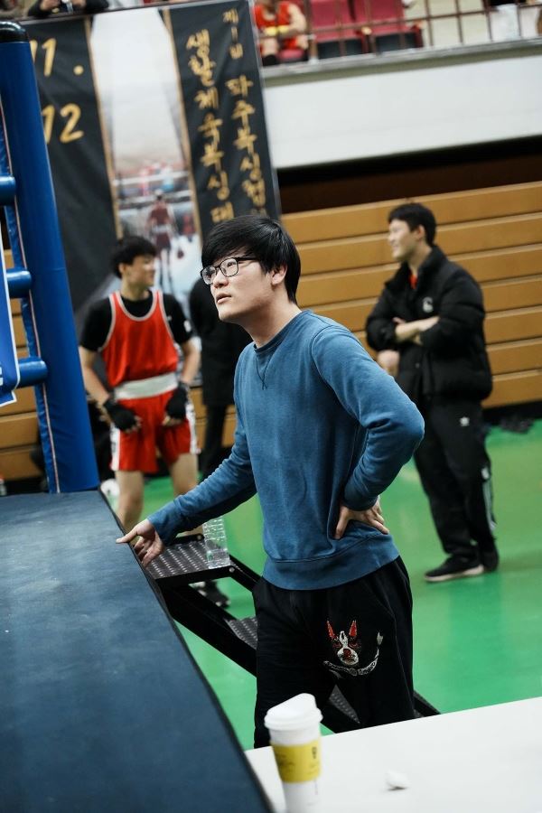 '팀에이스' 체육관 방탄해골 변준 관장